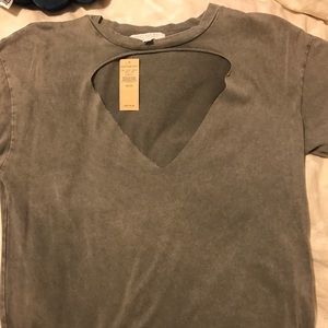 cutout short sleeve ribbed shirt